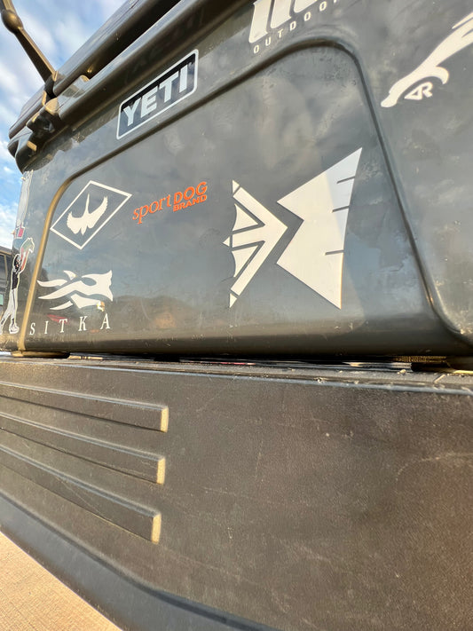 FOWL & FIN LOGO DECAL